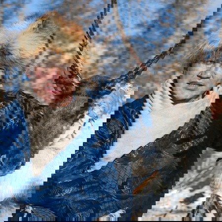 Аян трэйвэл ХХК-ийн захирал гэрэл зурагчин Ч.Батзаяа